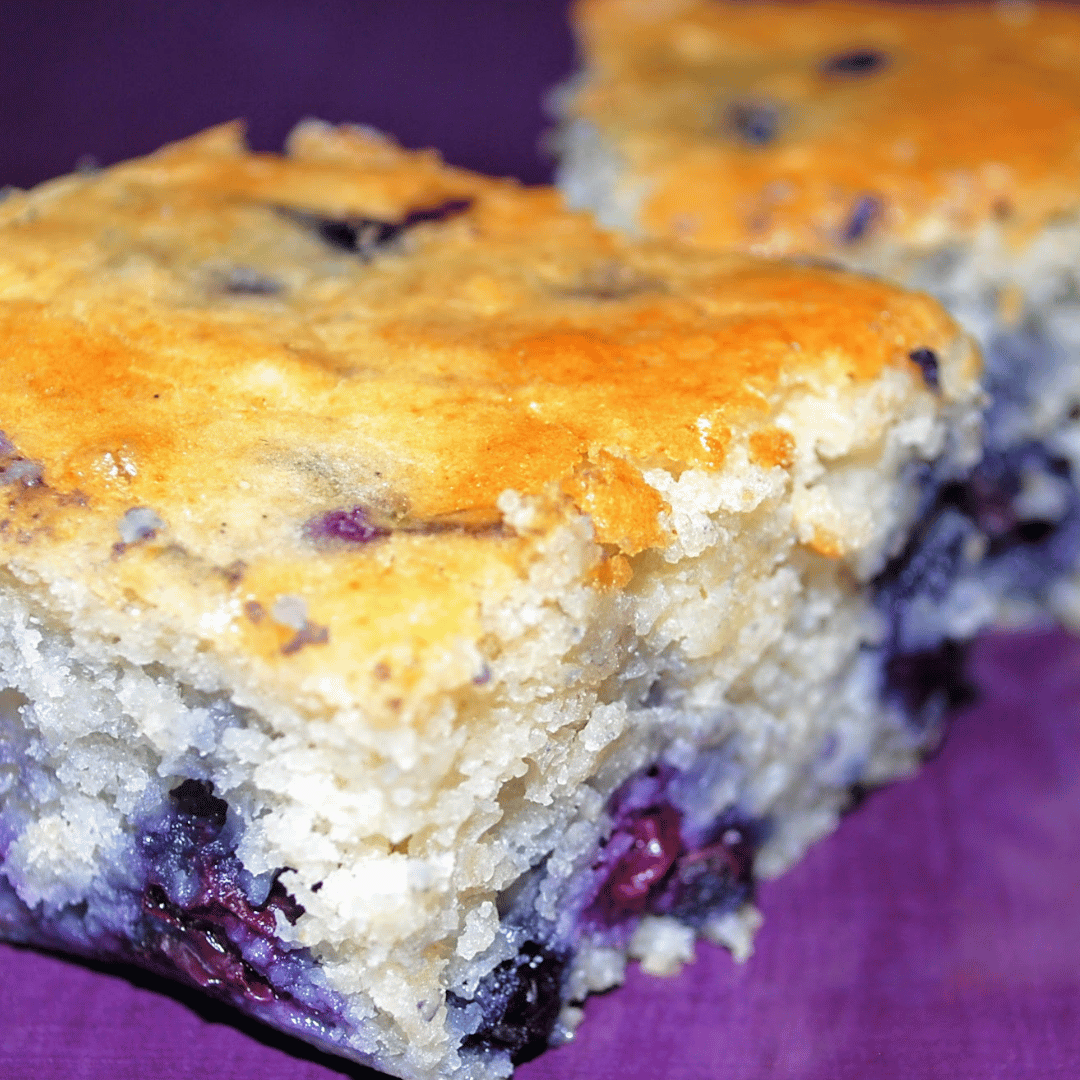 Moist and Easy Blueberry Coffee Cake