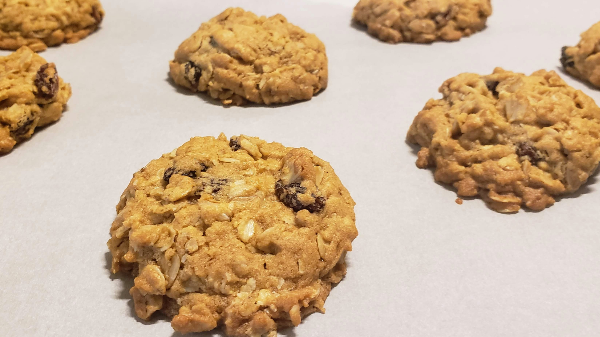 Oatmeal Raisin Cookies