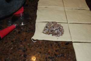 Cheesy beef bundles construction